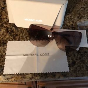 Micheal kors sunglasses brand new